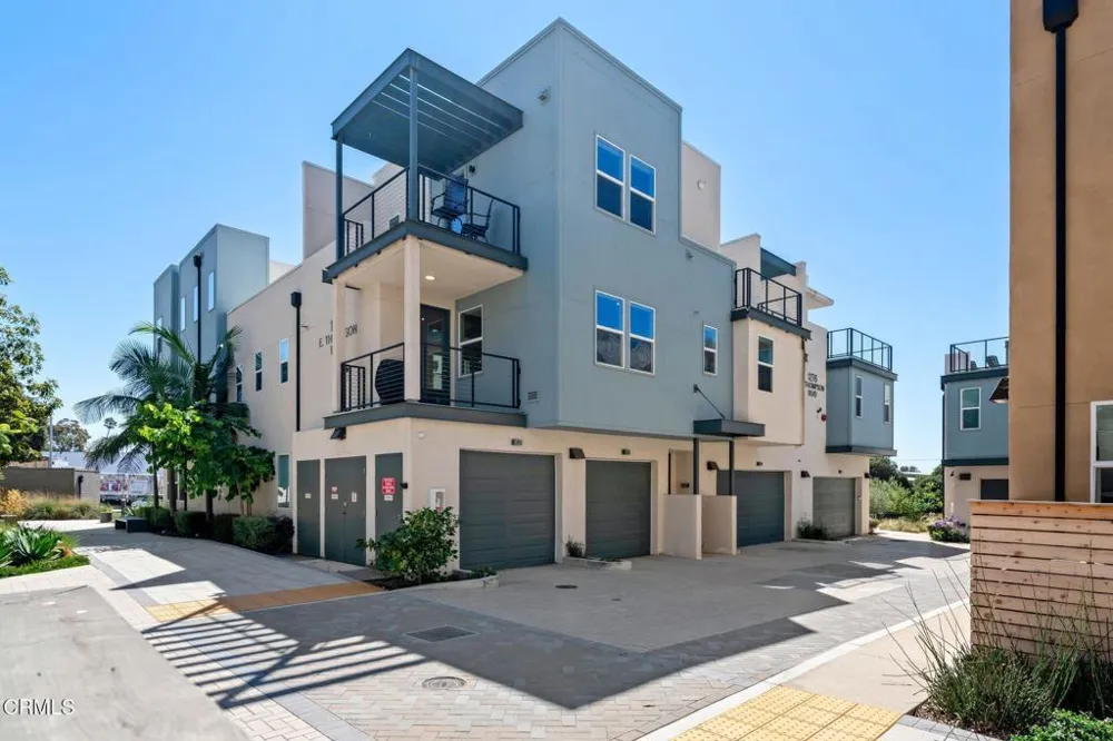 1276 E Thompson Boulevard #101 Ventura, CA 93001