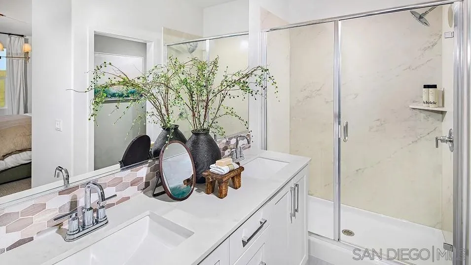 417 Beaker Rd San Marcos, CA 92078