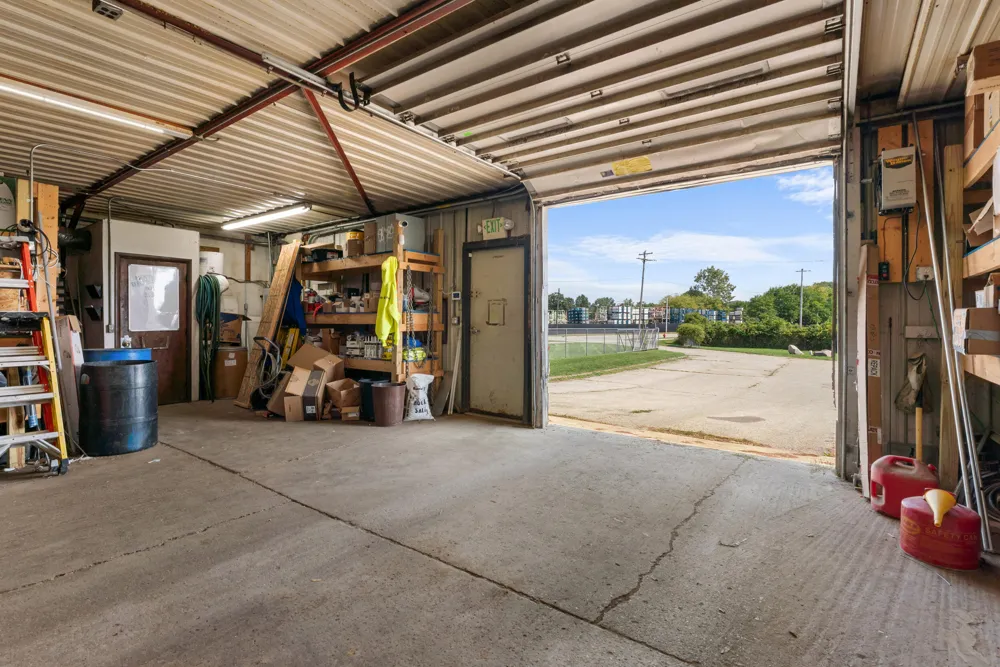 271 Gaige Street Jonesville, MI 49250
