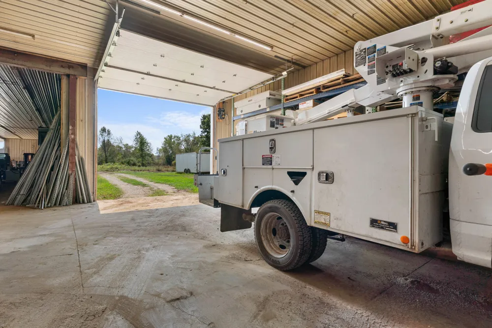 271 Gaige Street Jonesville, MI 49250