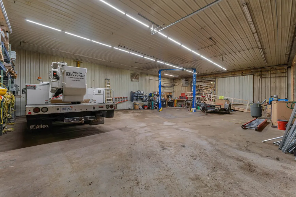 271 Gaige Street Jonesville, MI 49250