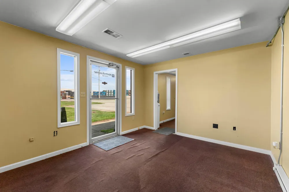 271 Gaige Street Jonesville, MI 49250
