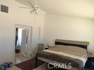 16192 Molino Victorville, CA 92395