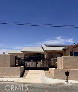 16192 Molino Victorville, CA 92395