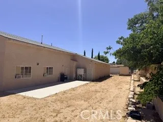 16192 Molino Victorville, CA 92395