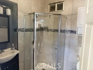 16192 Molino Victorville, CA 92395