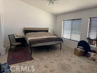 16192 Molino Victorville, CA 92395