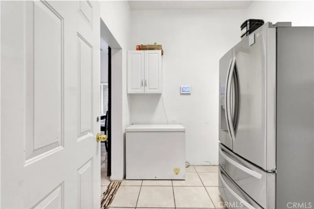 16192 Molino Victorville, CA 92395