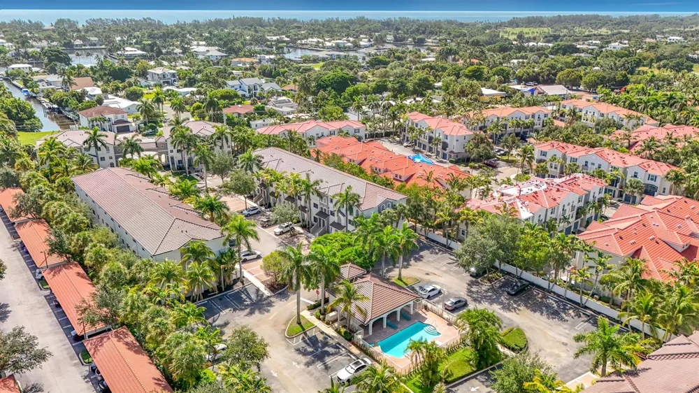 312 BAYFRONT DRIVE Boynton Beach, FL 33435