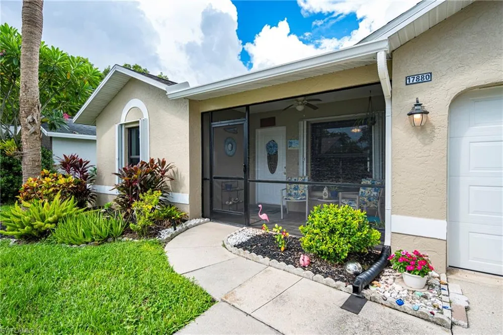 17880 Dracena Circle North Fort Myers, FL 33917