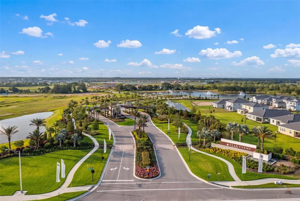 18122 BEACH RANCH Lakewood Ranch, FL 34211