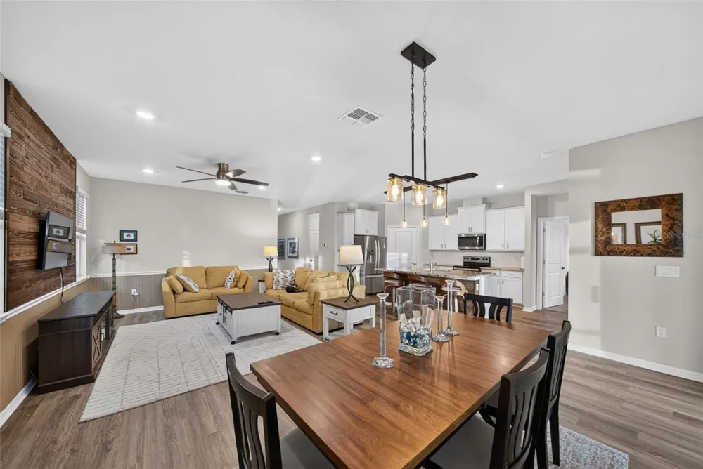 18122 BEACH RANCH Lakewood Ranch, FL 34211