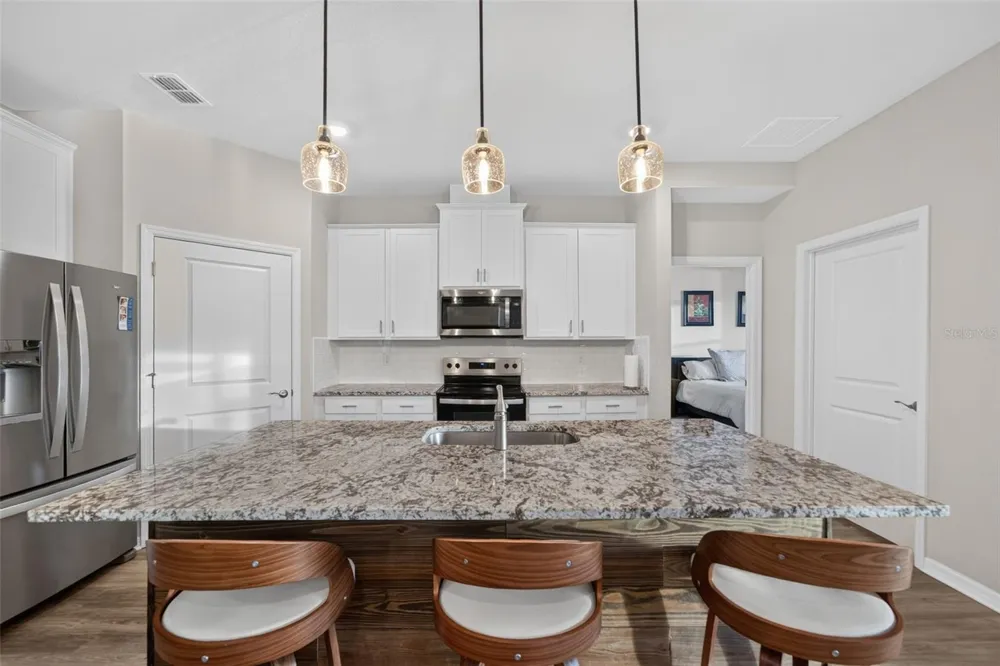 18122 BEACH RANCH Lakewood Ranch, FL 34211