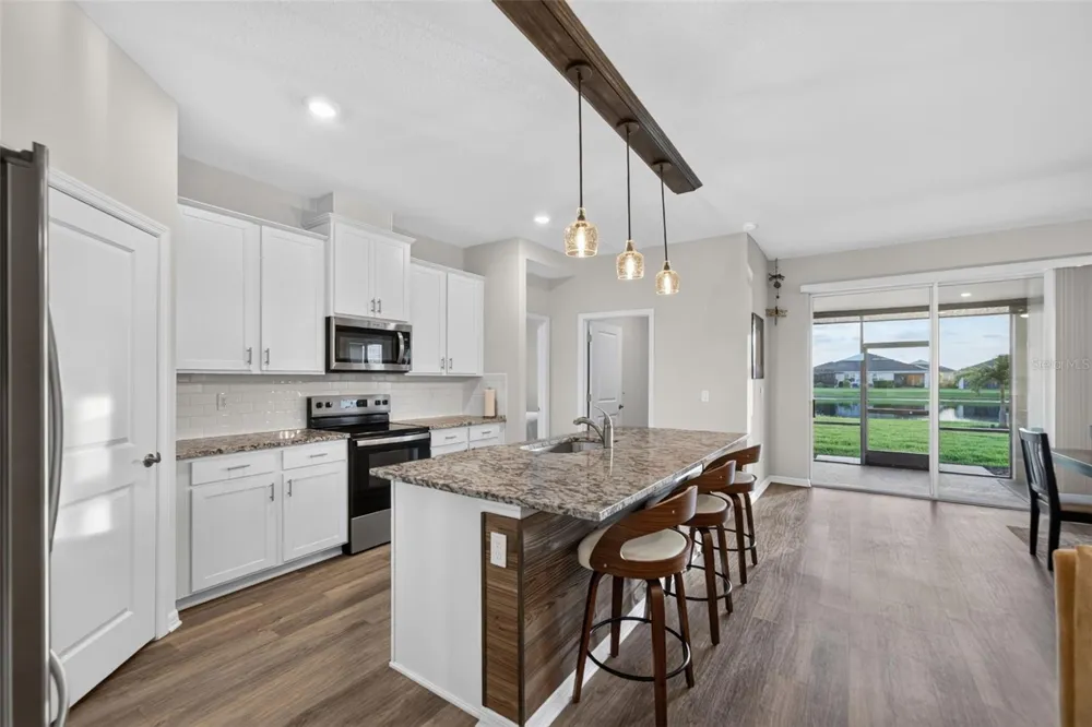 18122 BEACH RANCH Lakewood Ranch, FL 34211