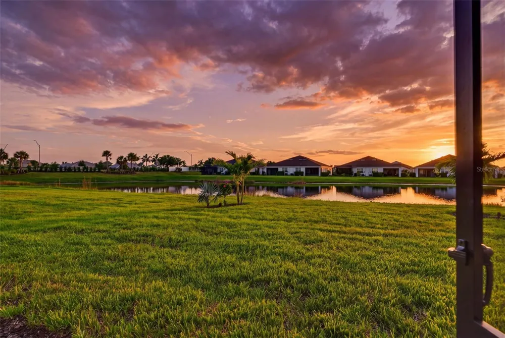 18122 BEACH RANCH Lakewood Ranch, FL 34211