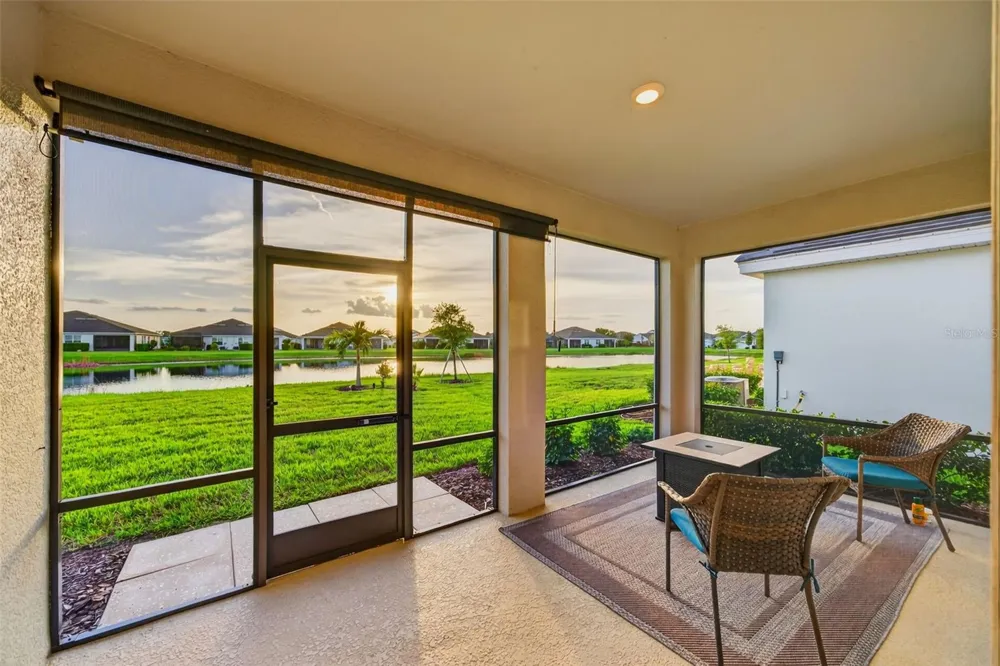 18122 BEACH RANCH Lakewood Ranch, FL 34211