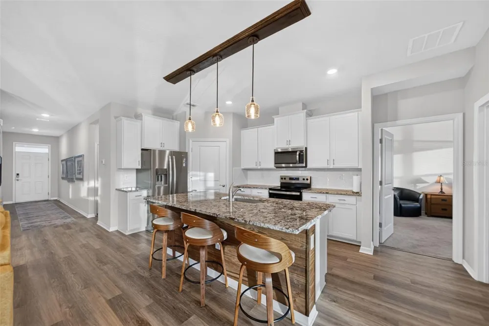 18122 BEACH RANCH Lakewood Ranch, FL 34211
