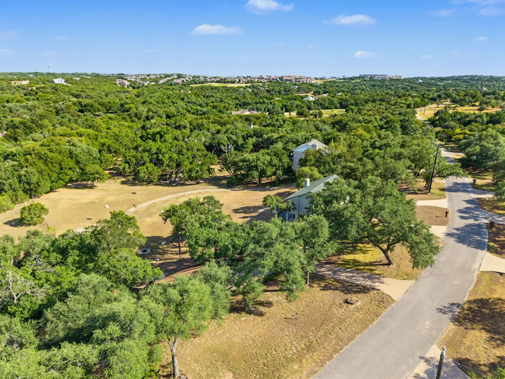 3 Laurel Hill Street Austin, TX 78737