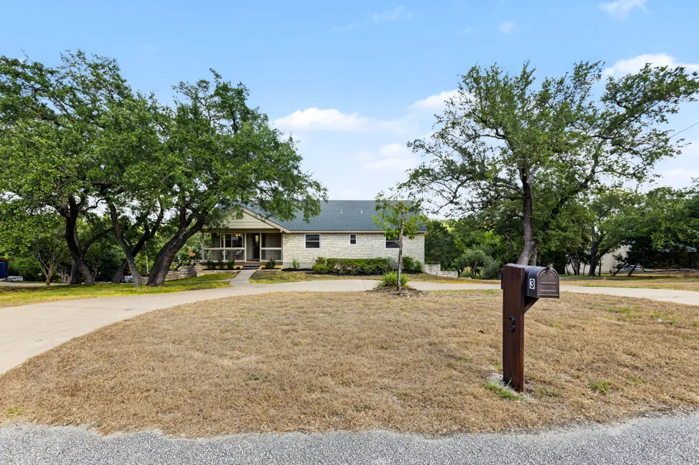 3 Laurel Hill Street Austin, TX 78737
