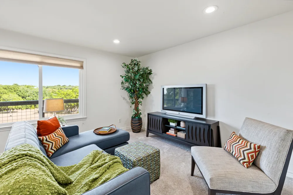 3 Laurel Hill Street Austin, TX 78737