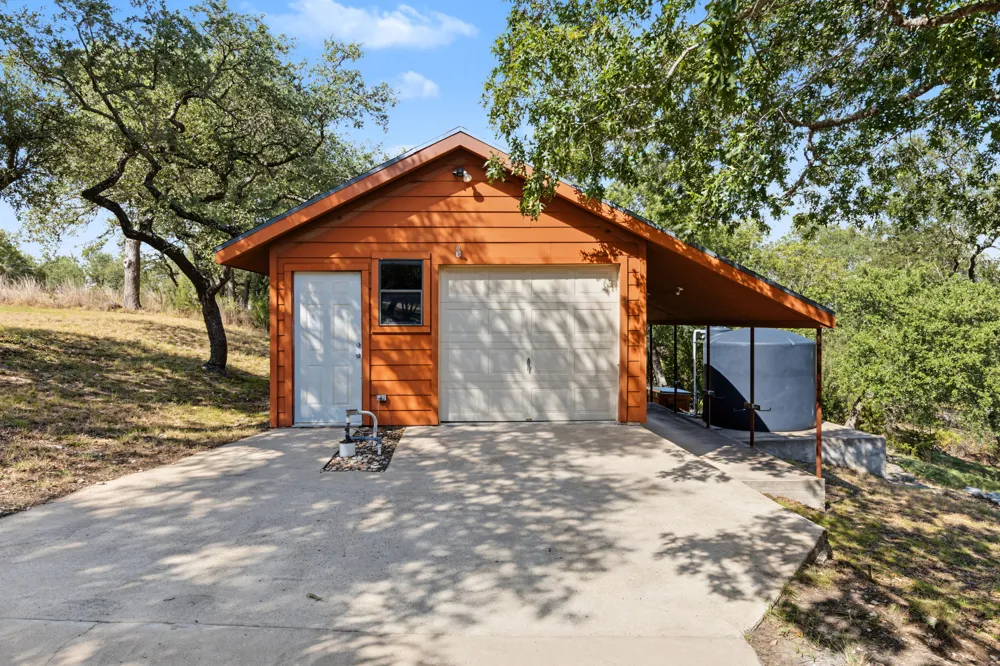 3 Laurel Hill Street Austin, TX 78737