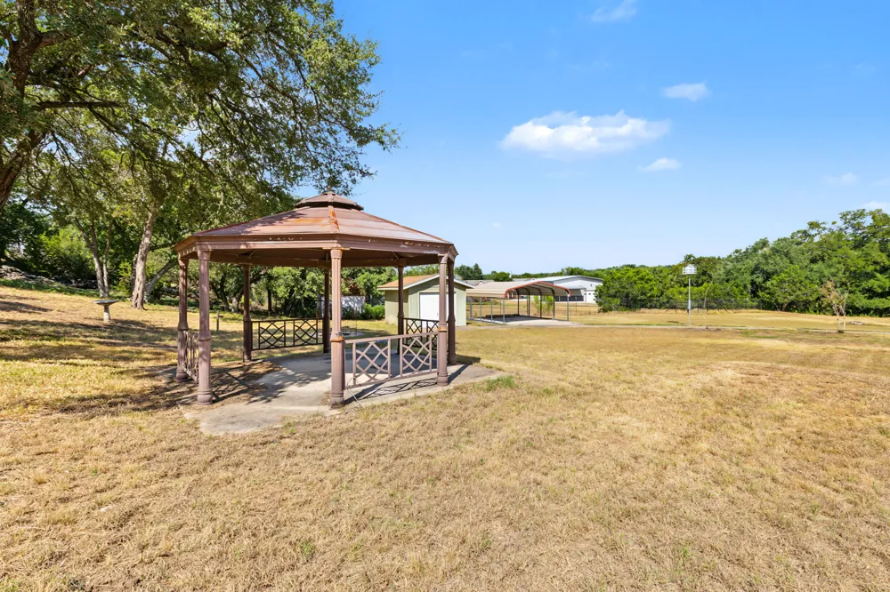 3 Laurel Hill Street Austin, TX 78737