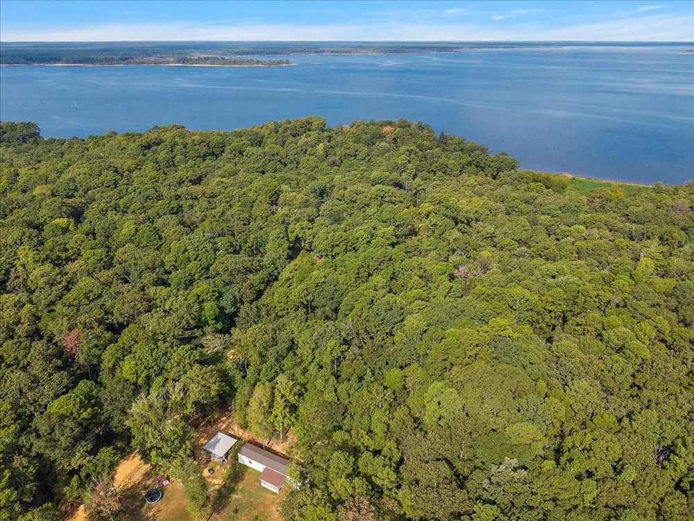 1 White Oak Drive Nacogdoches, TX 75944