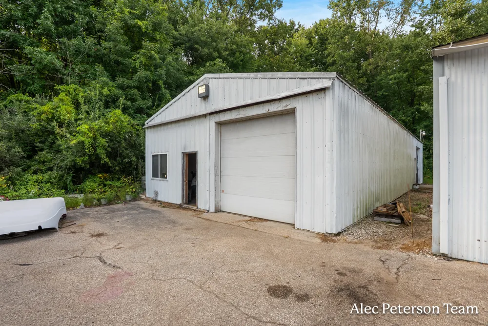 4066 Division Avenue S Wayland, MI 49348