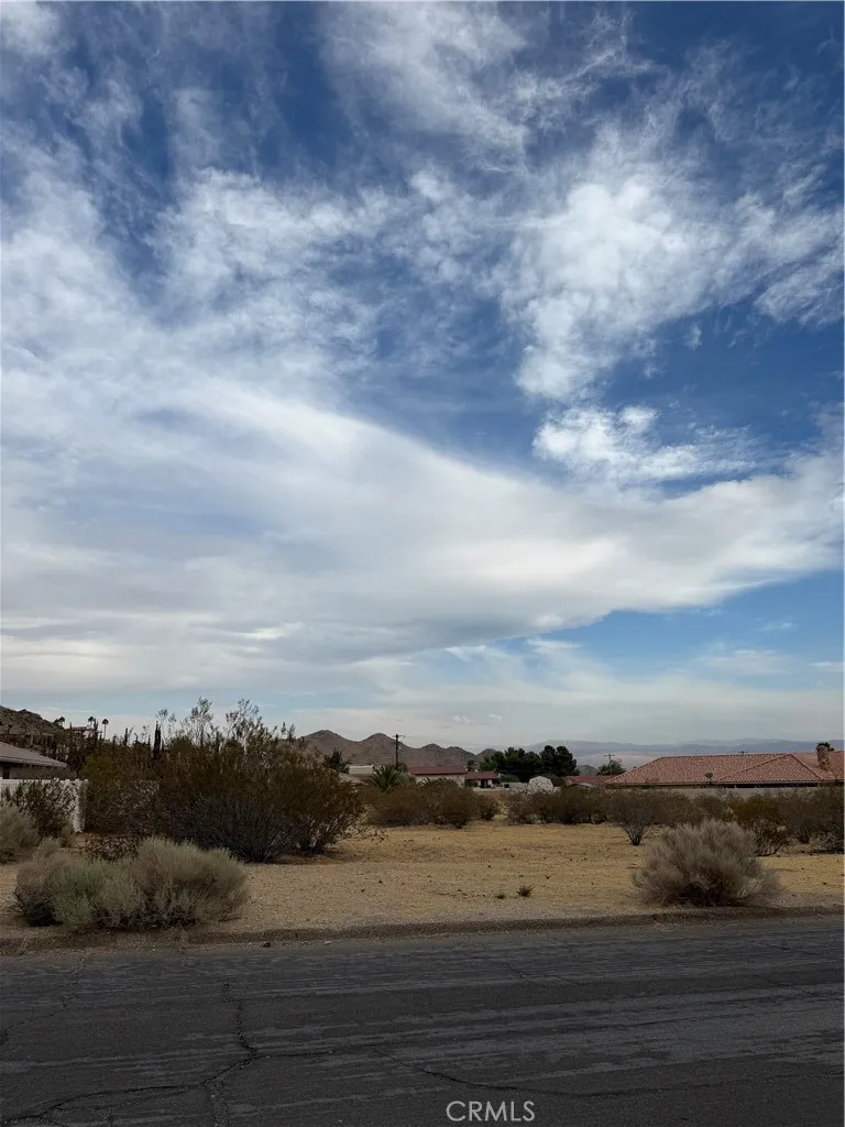 Iwa Apple Valley, CA 92307
