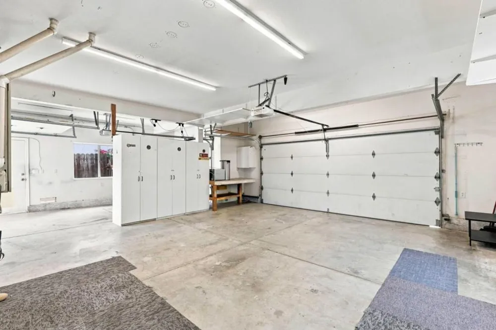 1641 El Camino De Vida Hollister, CA 95023