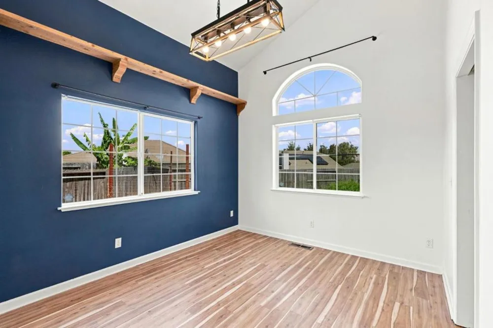 1641 El Camino De Vida Hollister, CA 95023