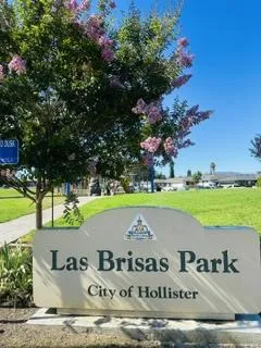 1641 El Camino De Vida Hollister, CA 95023