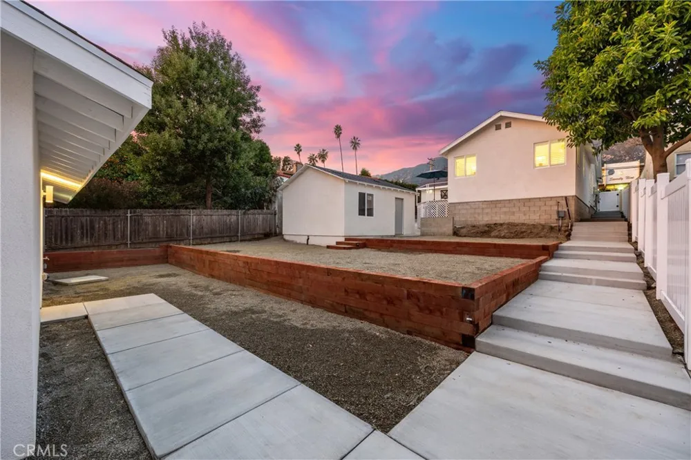 78 E Highland Avenue Sierra Madre, CA 91024
