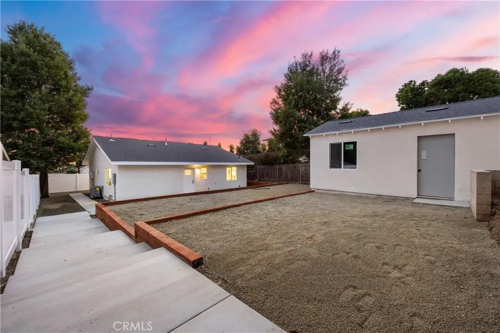 78 E Highland Avenue Sierra Madre, CA 91024