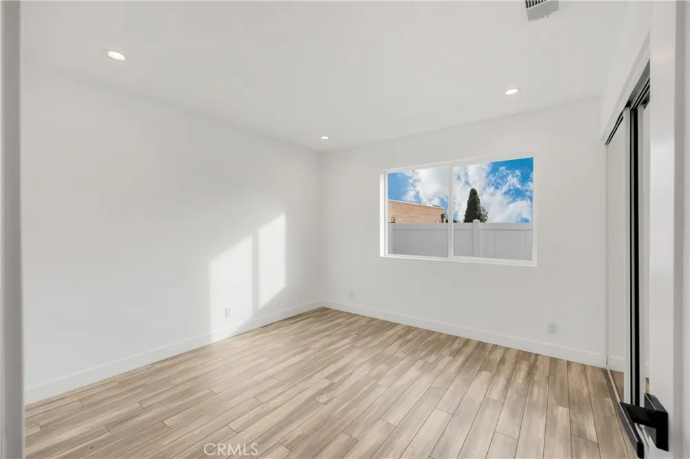 78 E Highland Avenue Sierra Madre, CA 91024