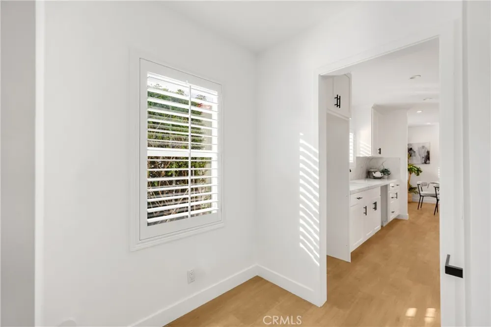 78 E Highland Avenue Sierra Madre, CA 91024