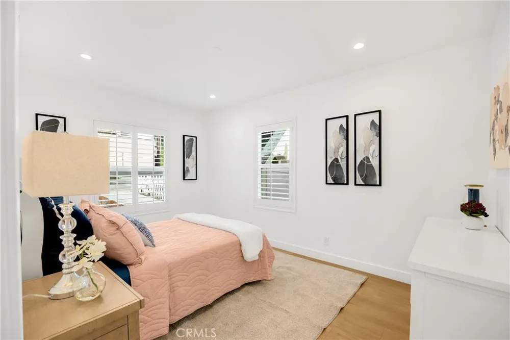 78 E Highland Avenue Sierra Madre, CA 91024