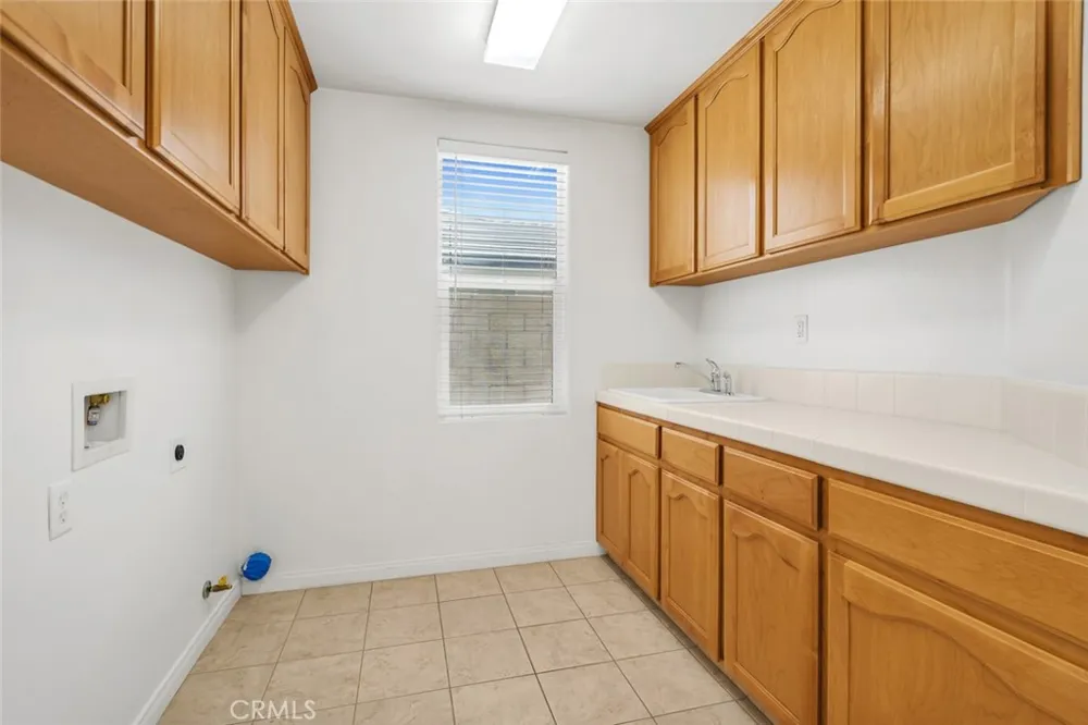 13417 Hinault Drive Bakersfield, CA 93314
