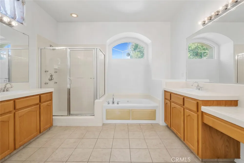 13417 Hinault Drive Bakersfield, CA 93314