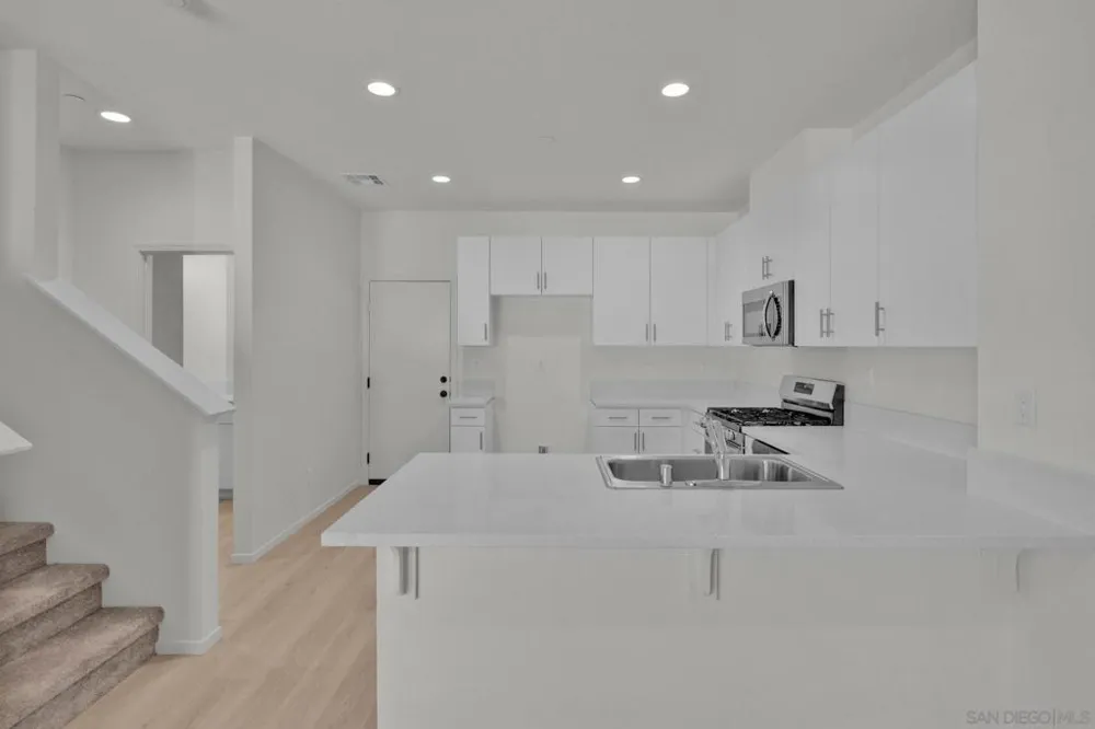 28216 Molasses Court Valley Center, CA 92082