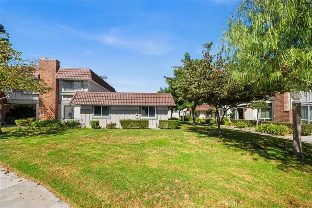 11264 Morgen Way Cypress, CA 90630
