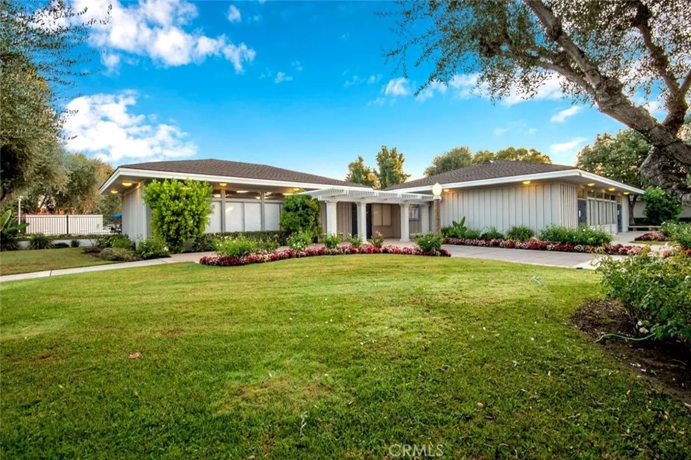 11264 Morgen Way Cypress, CA 90630