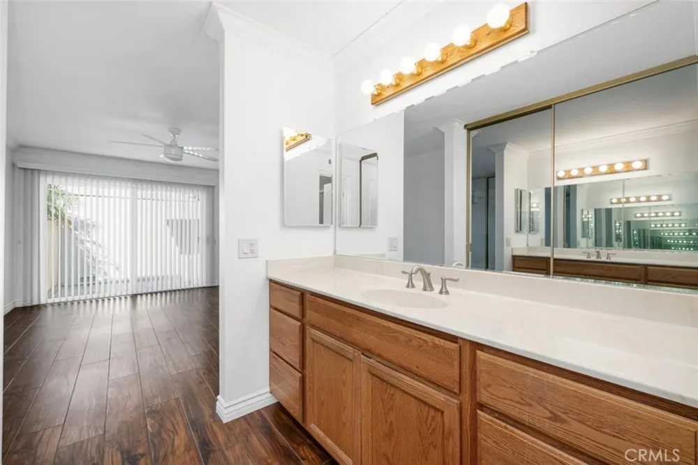 11264 Morgen Way Cypress, CA 90630