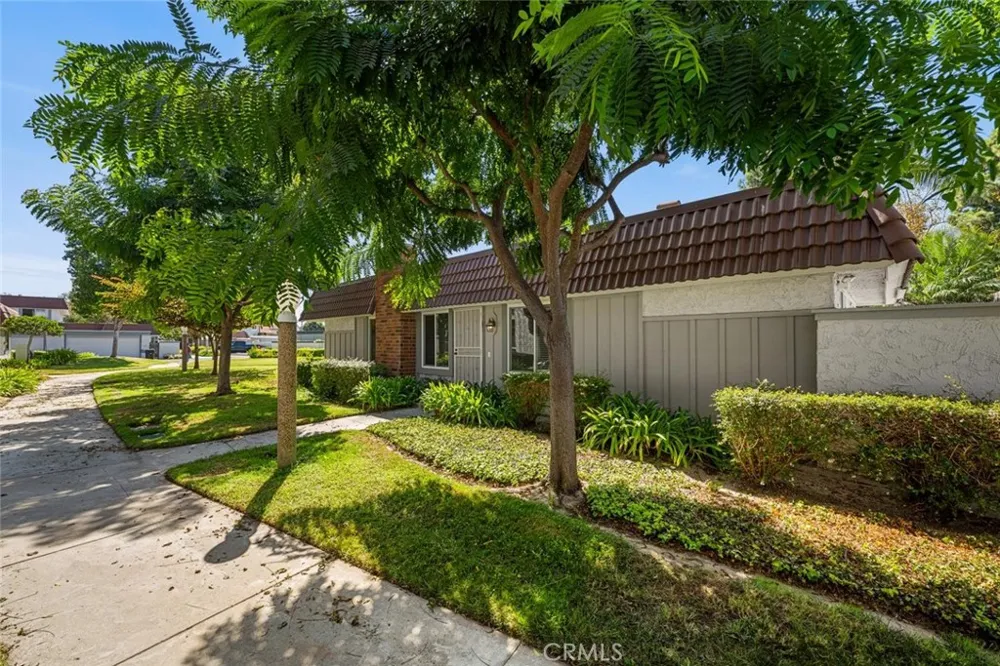 11264 Morgen Way Cypress, CA 90630
