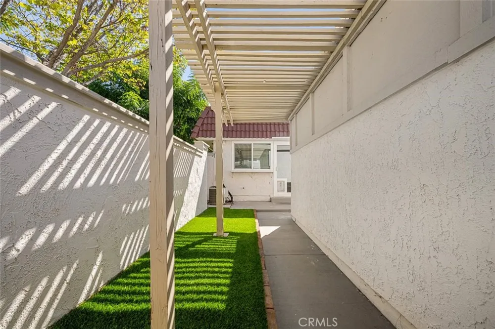 11264 Morgen Way Cypress, CA 90630