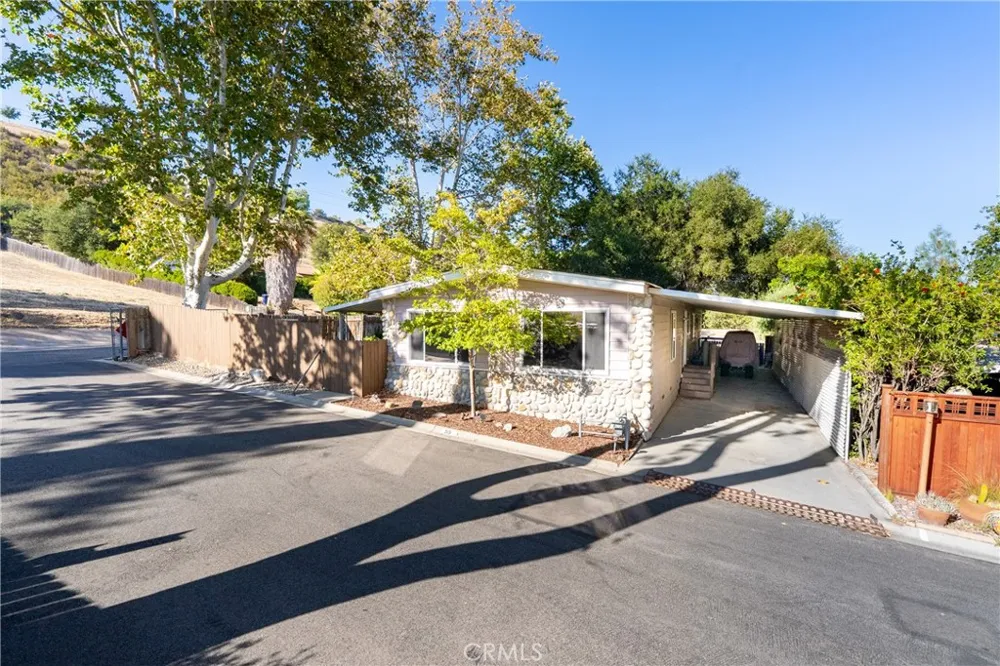 10025 El Camino Real #55 Atascadero, CA 93422