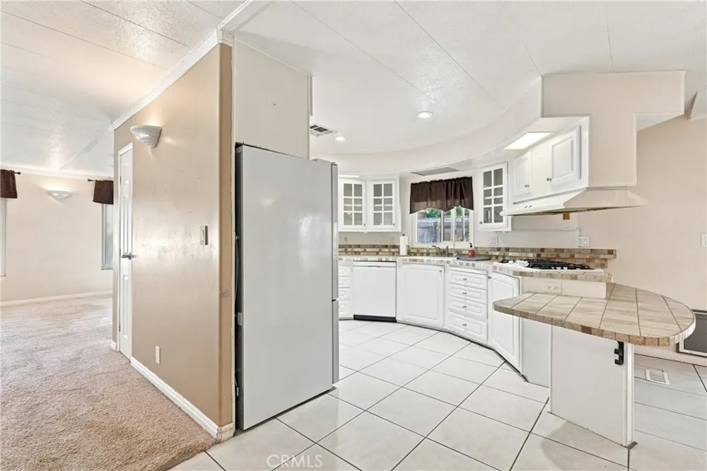 10025 El Camino Real #55 Atascadero, CA 93422