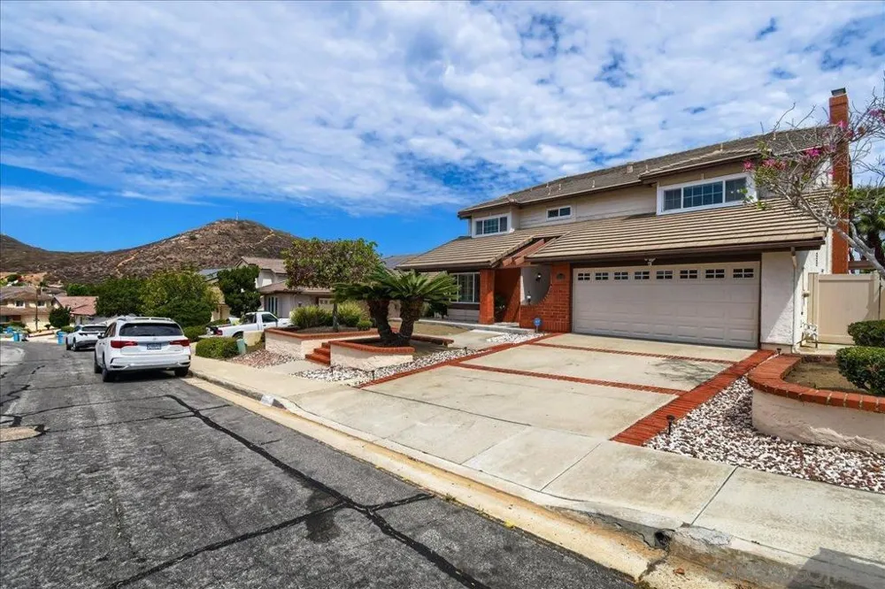 12550 Shropshire Ln San Diego, CA 92128