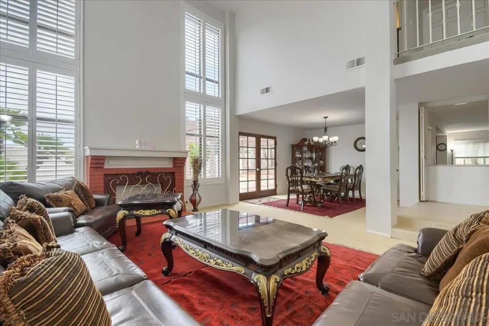 12550 Shropshire Ln San Diego, CA 92128