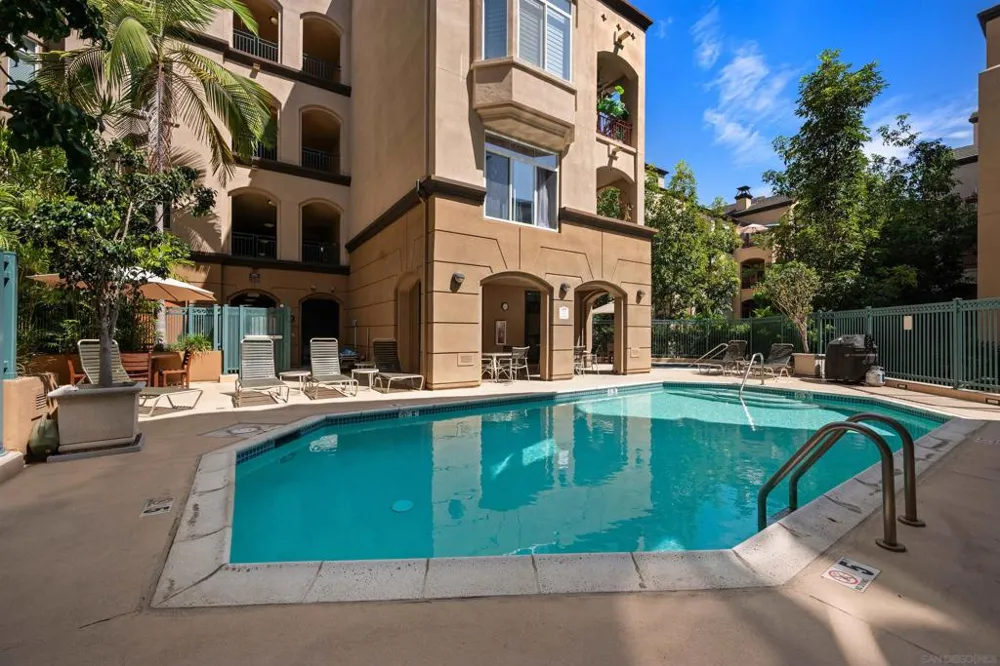 2400 5th Ave #425 San Diego, CA 92101